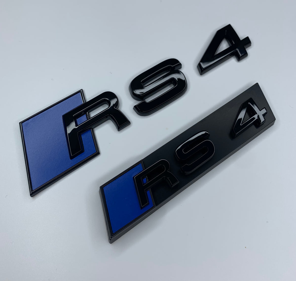 Ultramarine Blue RS4 Rear and Grill Badge – Auto Badge Shop